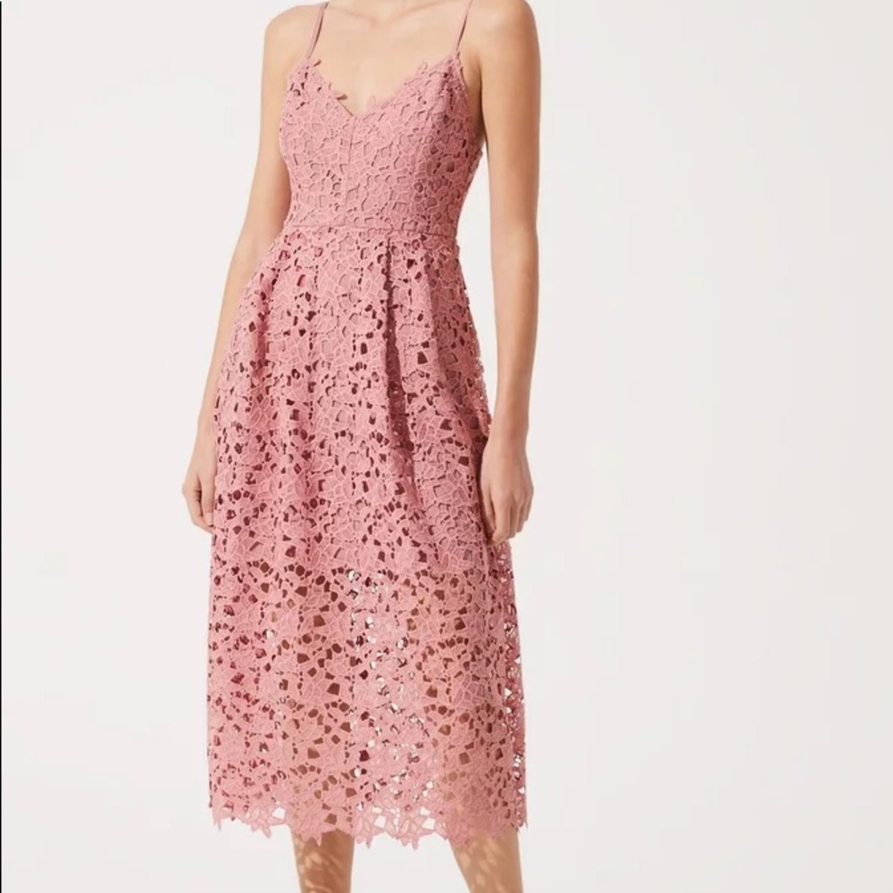 Beautiful ASTR The Label pink Lace Midi dress in size Small